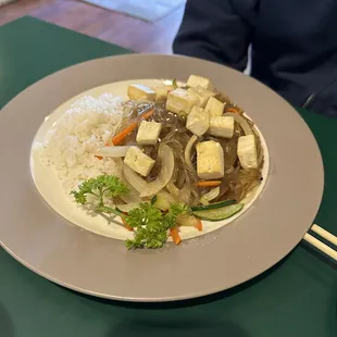 Chapchae with tofu