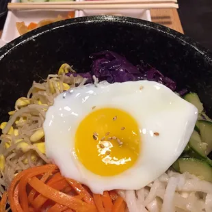 Dolsot Bibimbap