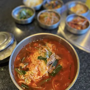 Korea House 영동회관 Korean Cuisine & Sushi