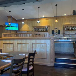 the bar and dining area