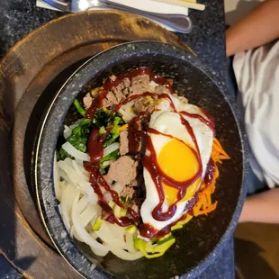 Dolsot Bibimbap