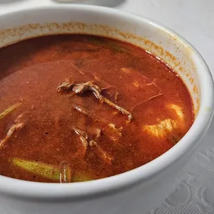 Shredded beef brisket hot and sour soup