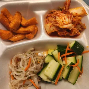 food, chicken wings and fried chicken