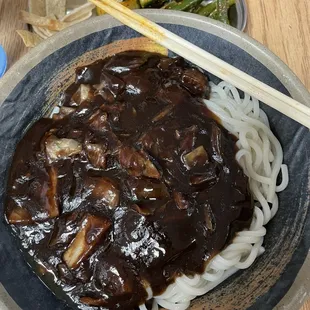 Black Bean Noodles