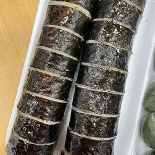 Kimbap (TikTok: @justandyvu)
