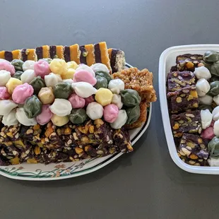 Rice cake and yakshik (flavored rice with nuts and dried fruit) birthday cake! I arranged them from the store's collection.