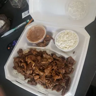 Spicy pork, macaroni salad and kimchi