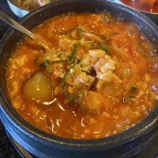 Tofu Soup (Ham & Sausage)