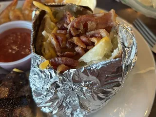 M & R Grill