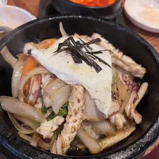 Seafood bibimbap