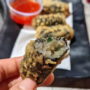 Advise against ordering the seaweed roll.