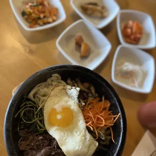 Sanchae dolsot with banchan