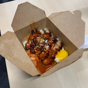 Very tiny Eel bbq bibimbap. Taste weird and look weird