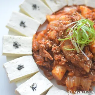 Kimchi Bulgogi Hot Pot