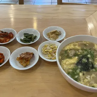 Tteok Mandu Guk