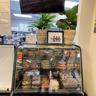 ramen and noodles, interior