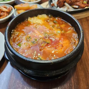 Beef and seafood tofu stew