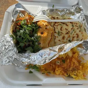 Queso y jalapeño papusa