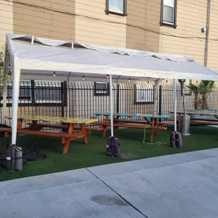 Plenty of outdoor seating in front - 9/2023