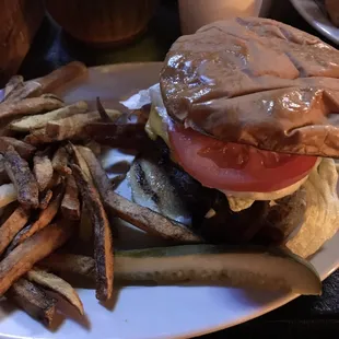 Bacon cheeseburger combo