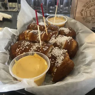 Pretzels &amp; Craft Beer Cheese Dip