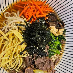 Korean noodle soup( Janchi Guksu)
