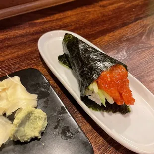 Hand roll