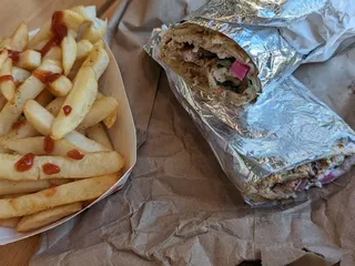 Gyroll Shawarma
