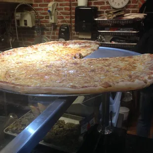 Look at this huge pizza!