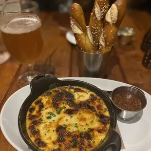 Cheese Curds fondue