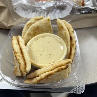 Pita bread and hummus