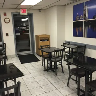 Kosta&apos;s Pizza &amp; Seafood of Needham -- 315 Chestnut Street, Needham        Interior