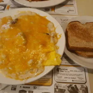 Country omelet and wheat toast