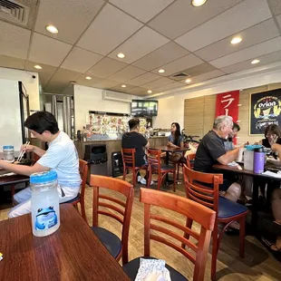 Small restaurant. Only a few tables. But food smells so good!