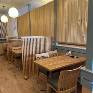 sushi and sashimi, interior