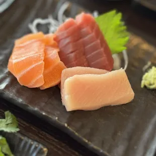 Sashimi plate