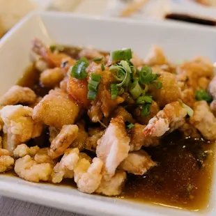 CHICHARRÓN MIXTO AL AJO