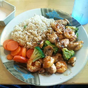 Koumi has perfected great quality Japanese Hibachi. My favorite Japanese restaurant around. Save  and  with the best!!!