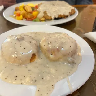 Biscuits &amp; Gravy Breakfast A La Carte