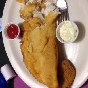 WoW! Lunch special of One piece of fish and salad bar for $7.  Can&apos;t beat the price, and the quality is beyond superb!!!