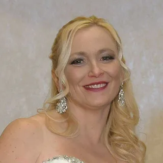 Teresa W.