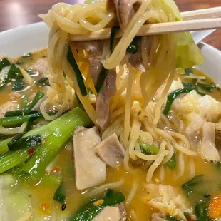 ramen and noodles, food