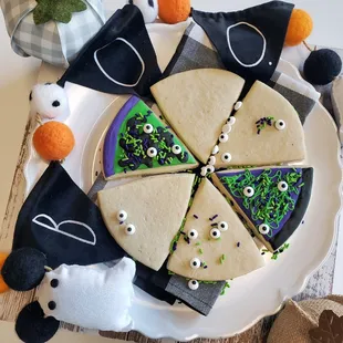 Spooky DIY pizza cookie kit