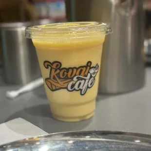 Mango lassi