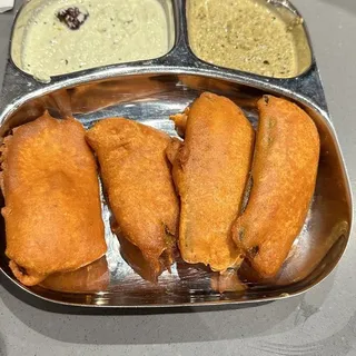 Vazhakka Bajji