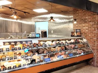 Kowalski's Lyndale Market