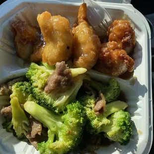 Lunch Special: Orange chicken and broccoli beef