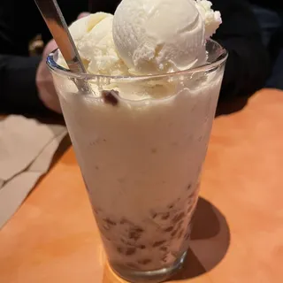 Red Bean Iced Milk Tea