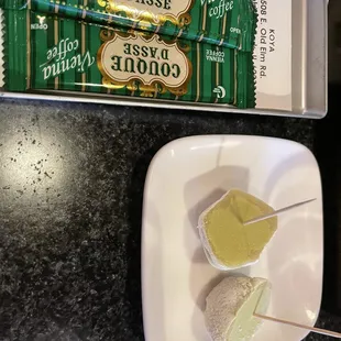 Green tea mochi