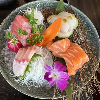 Small Sashimi Combination
